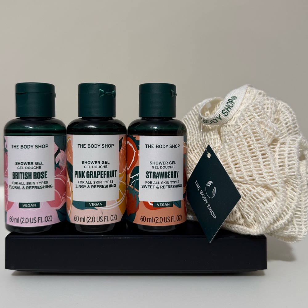 The Body Shop Shower Gels British Rose, Pink Grapefruit, Strawberry 2Oz Ea NEW